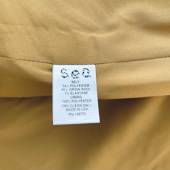 NWT! sea NY
Wool Traditions 
A-Line Zip Skirt 
YELLOW w/ Contrast satin lining 0 - Picture 12 of 16